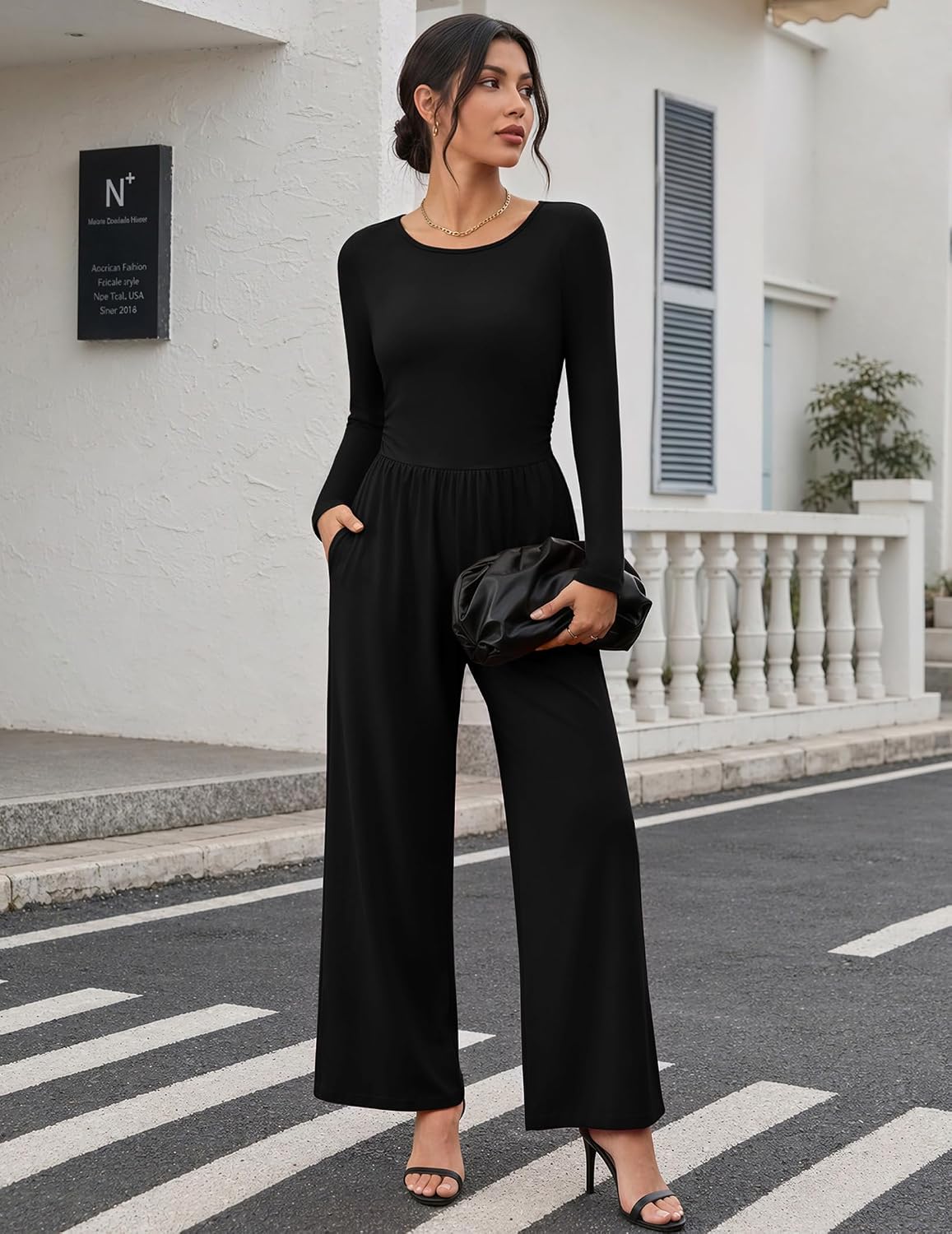 Detalle de Ekouaer Women's Long-Sleeve Jumpsuit with Wide Legs and Ruched Waist