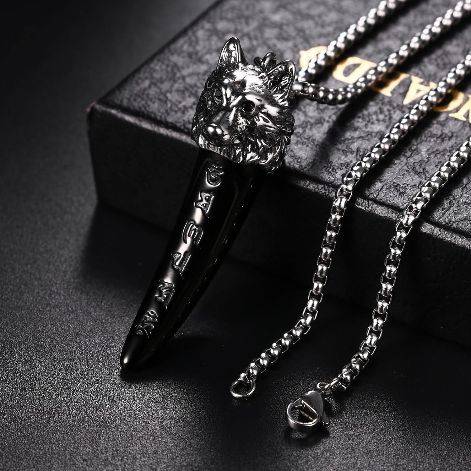 Thumbnail 6 de JewelryWe Herren Halskette mit Wolfszahn Anhänger aus Edelstahl – verstellbare Kette, Schwarz/Silber/Gold/Rosegold