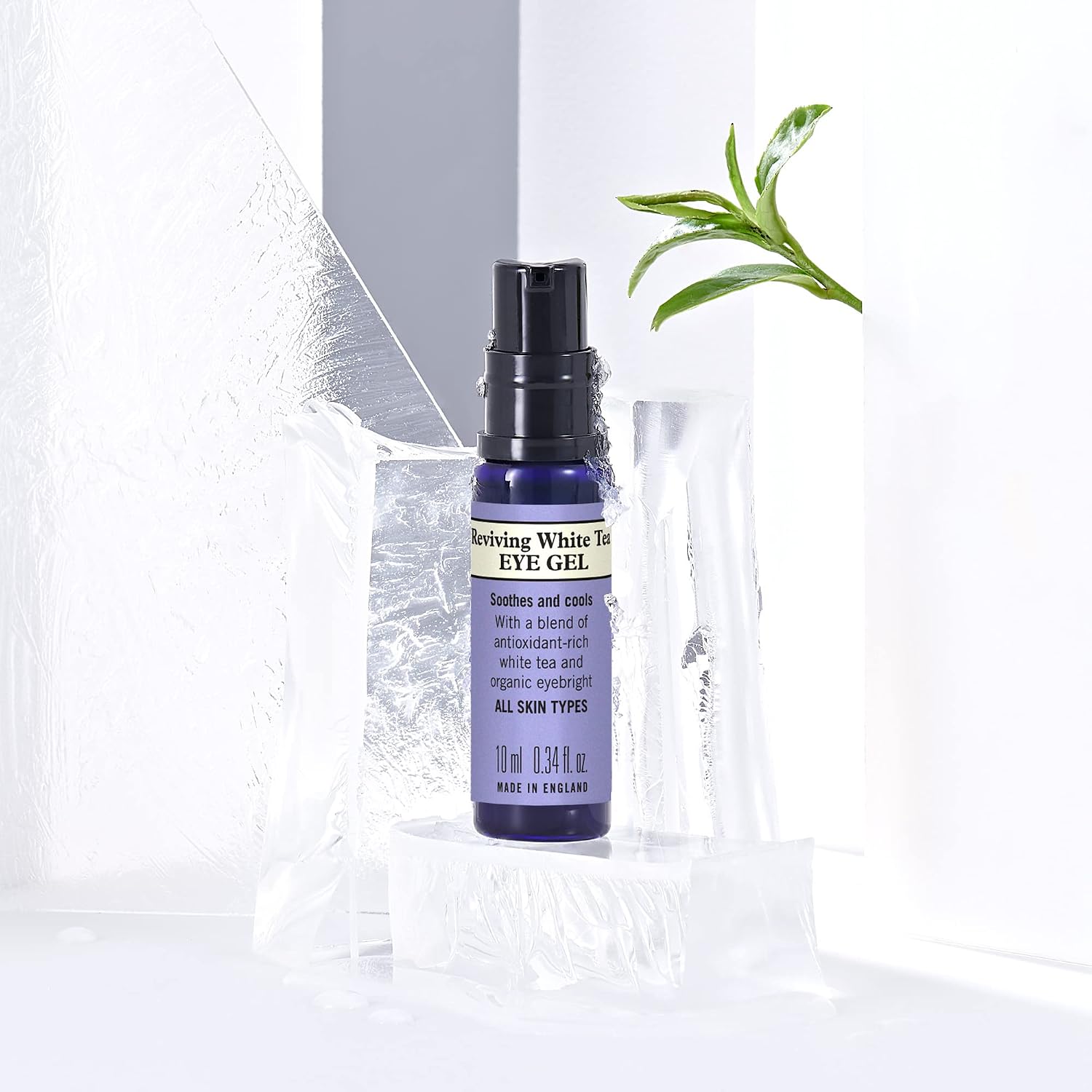 Detalle 2 de Neal’s Yard Remedies Reviving White Tea Eye Gel 10ml