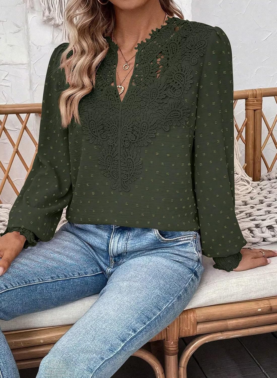 Detalle de Falechay Swiss Dot Boho Long Sleeve V-Neck Chiffon Blouse