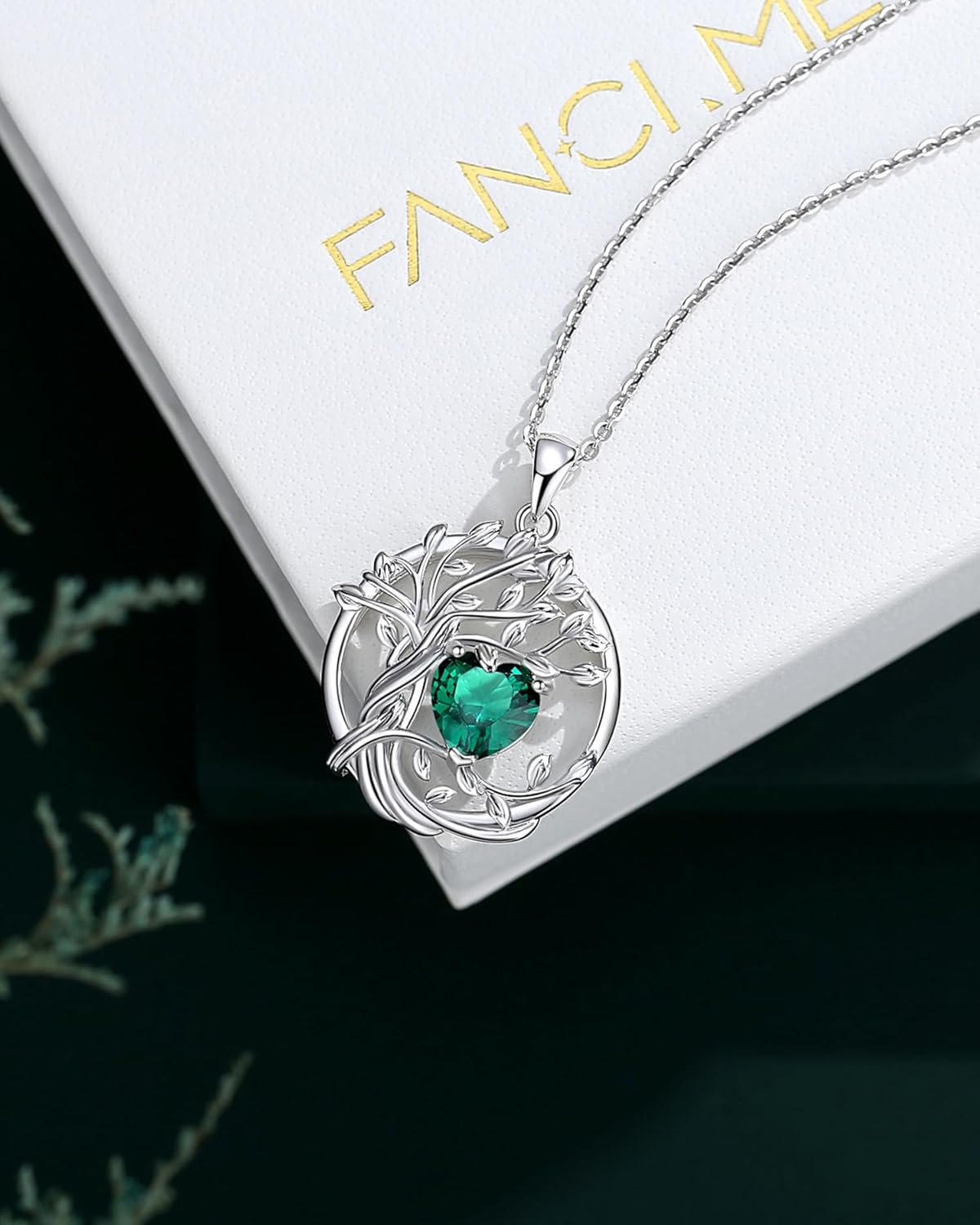 Thumbnail 5 de FANCIME Tree of Life Geburtstein Halskette aus Sterling Silber mit Smaragd (Mai) – Baum des Lebens Anhänger