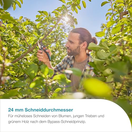 Detalle de Gardena PremiumCut Pro Flex Gartenschere: Bypass-Schnitt, 24 mm, ergonomische Griffe, PowerCoating