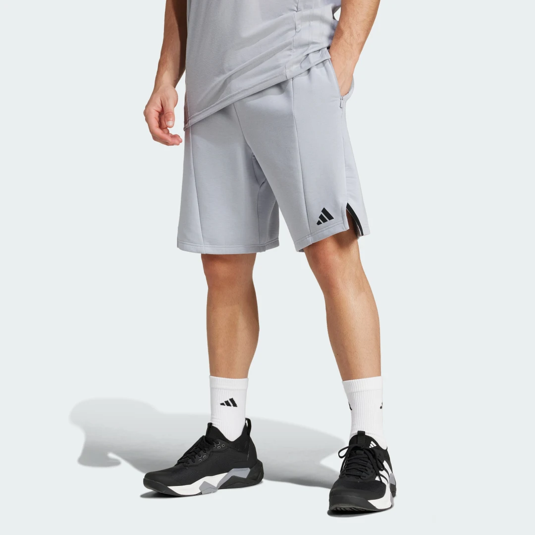 Detalle de Pantalón corto Designed for Training Knit de Adidas (gris)