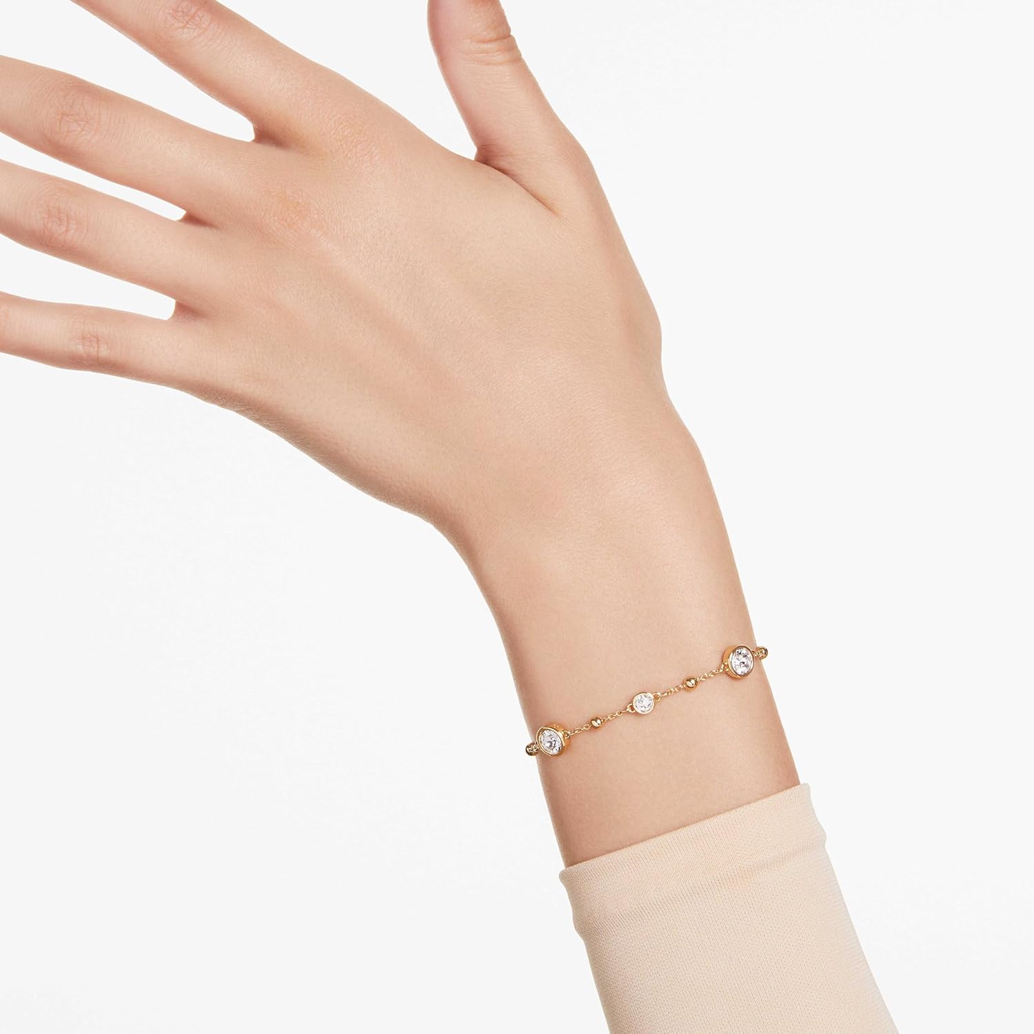 Detalle 2 de Swarovski Imber Armband Weißes vergoldetes Damenarmband mit Strahlenden Rundkristallen