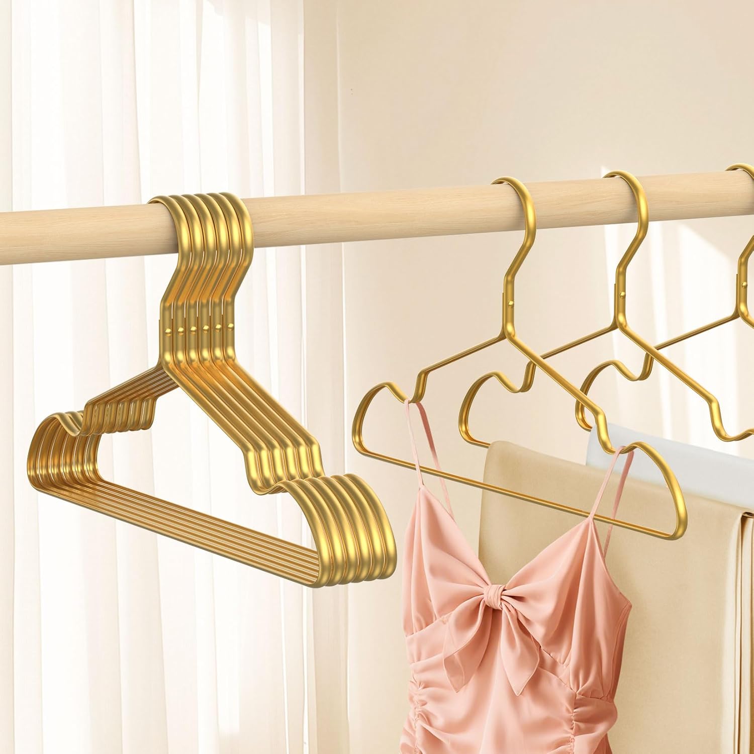 Thumbnail 3 de DOIOWN Gold Pants Hangers 12 Pack 13.3” Matte Aluminum 💼