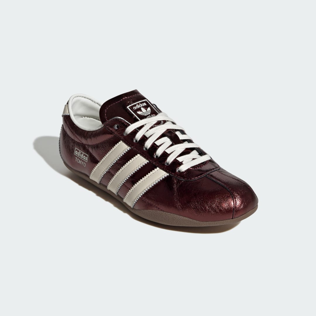 Detalle 2 de Zapatilla Tokyo de Adidas - Burgundy