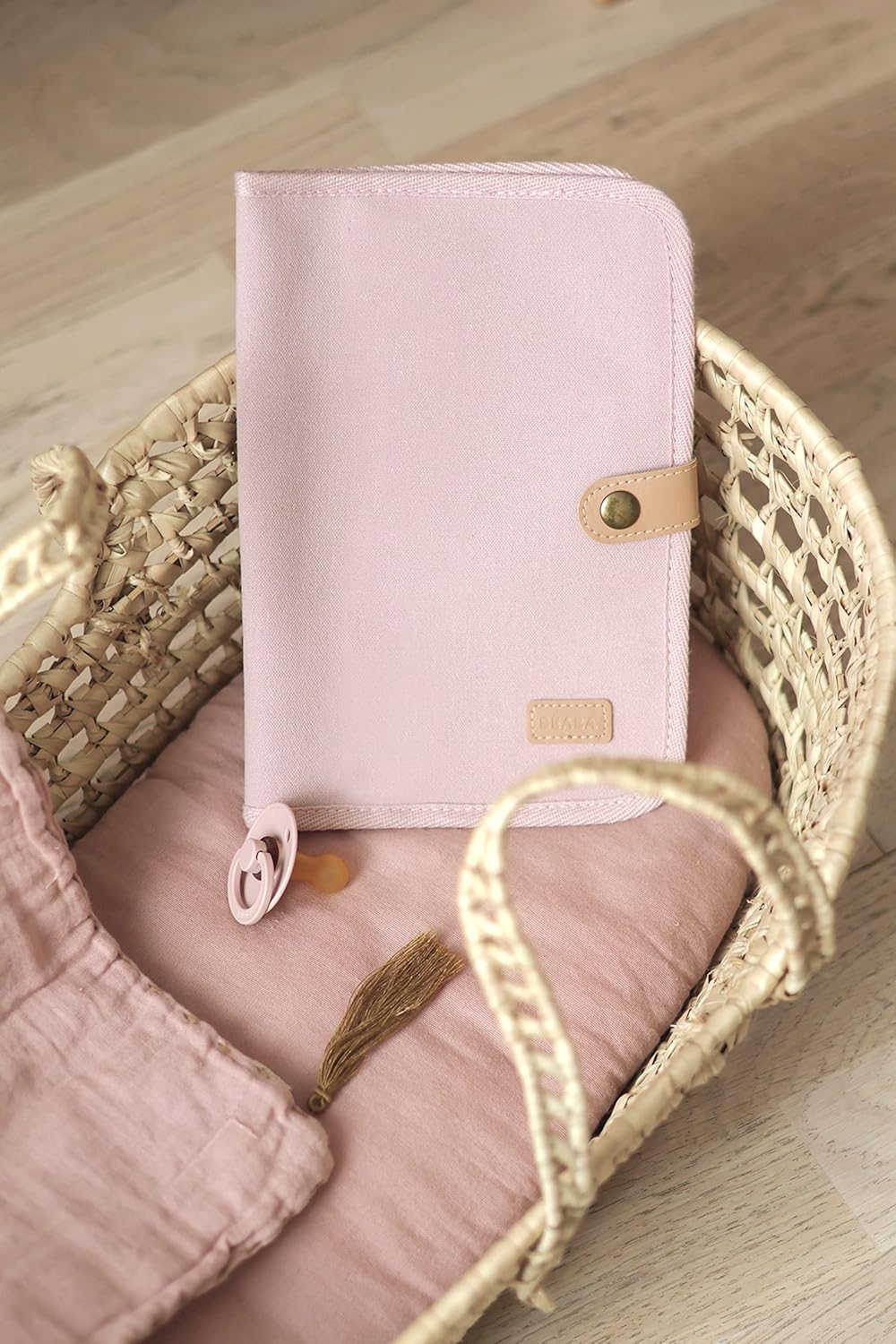 Thumbnail 2 de BÉABA Protège Carnet de Santé Genève – 2 poches intérieures, imperméable, coton, rose poudré