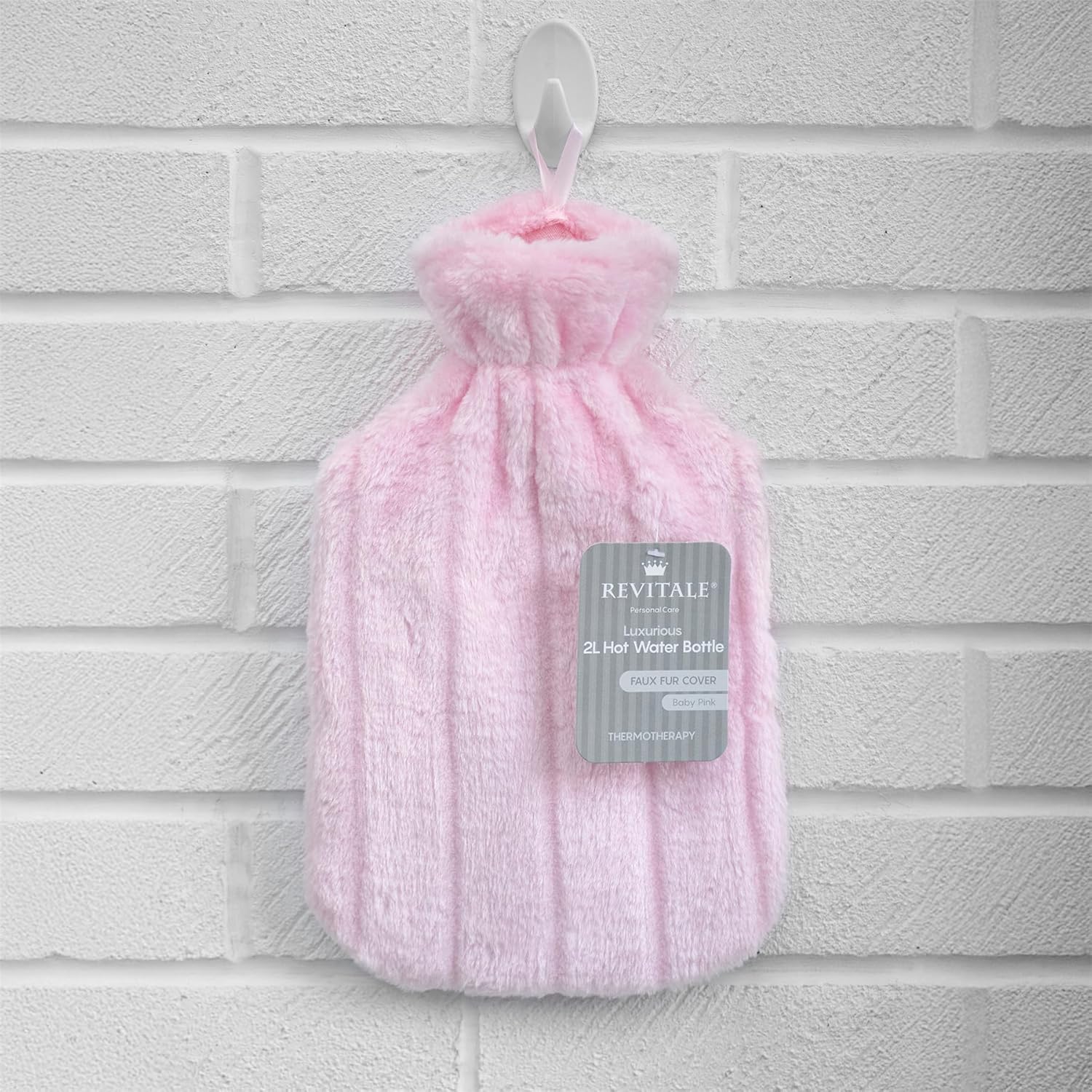 Detalle 2 de Revitale Luxury Cosy 2 Litre Hot Water Bottle (Soft Cover) – British Standard BS1970:2012, Baby Pink