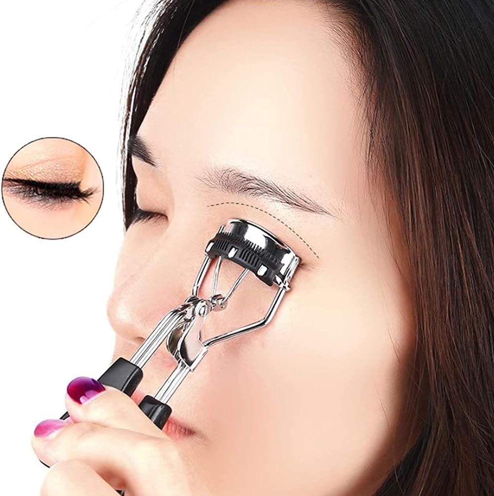 Detalle de 2 Pcs Eyelash Curler with Built-in Comb – Stainless Steel, Carbon Steel Curler & Silicone Handle (Black & Blue)