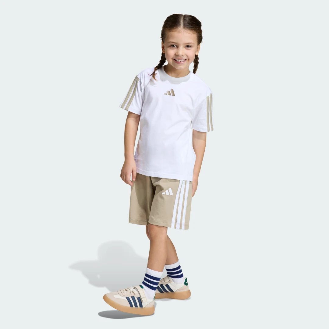 Thumbnail 2 de Conjunto Essentials para niños: camiseta y pantalón corto de Adidas