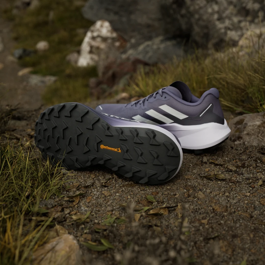 Thumbnail 2 de adidas Terrex Agravic 3 Trail Running: zapatilla de trail para salidas por caminos (violeta)