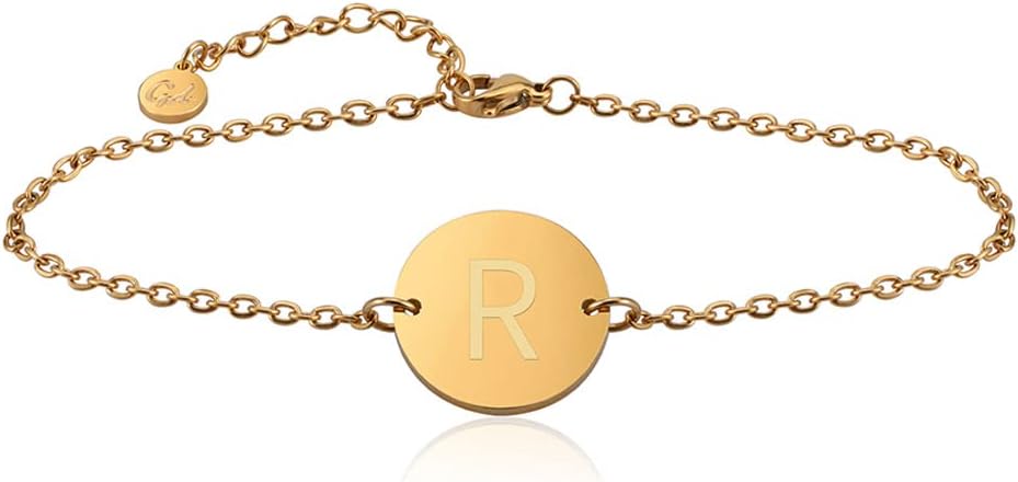 Detalle de GD GOOD.designs EST. 2015 Bracelet avec lettres plaqué or 18k et pendentif gravé