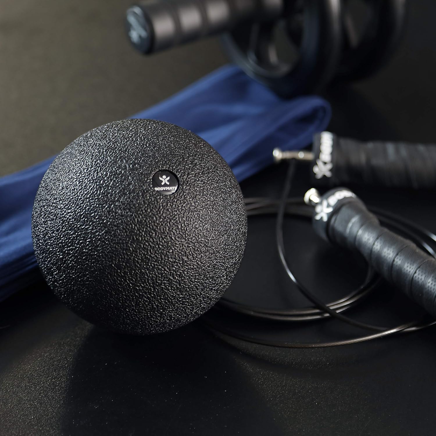 Thumbnail 5 de BODYMATE Großer Faszien-Ball Ø 12 cm Schwarz – Selbstmassage-Ball für Faszientraining
