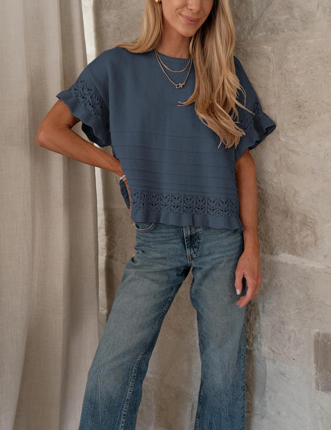 Detalle de Yeokou Womens Short Sleeve Knit Crochet Pullover with Round Neck and Ruffled Hem