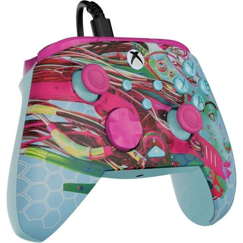 Detalle de Mando Gaming Turtle Beach Rematch Advanced: precisión y iluminación para Xbox/PC