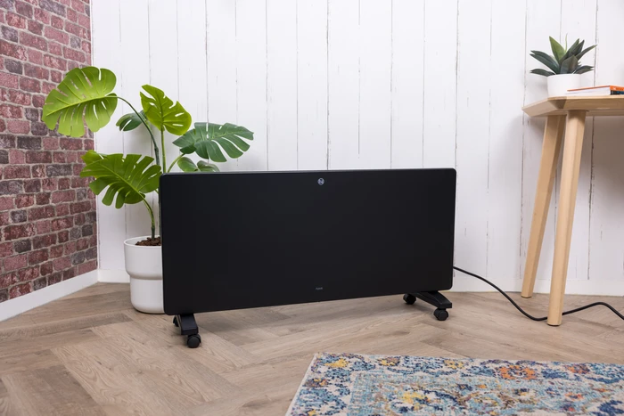 Detalle 1 de Fuave Kopenhagen 2500 Schwarz Konvektorheizung