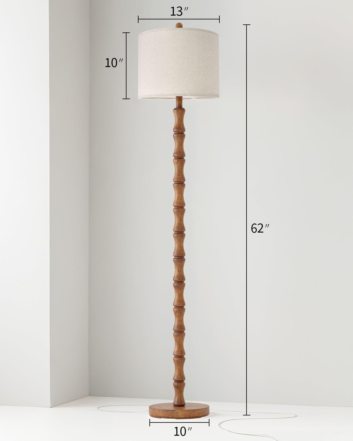 Detalle de BOBOMOMO AMZ-F1241AT Farmhouse Floor Lamp, 62-Inch Resin Base
