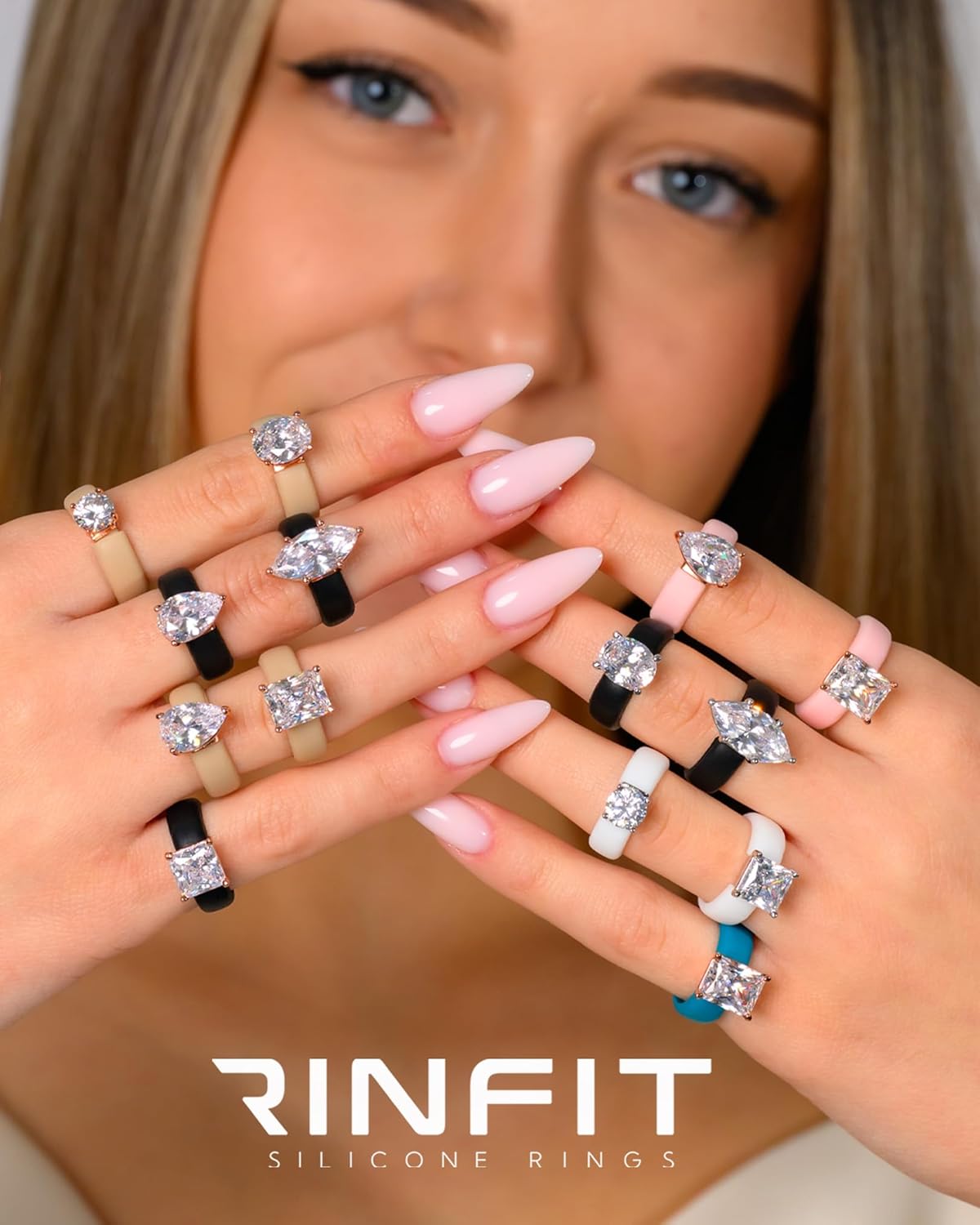 Detalle de Rinfit Silicone Ring with Stone – Emerald Cut CZ Solitaire Engagement Ring for Women