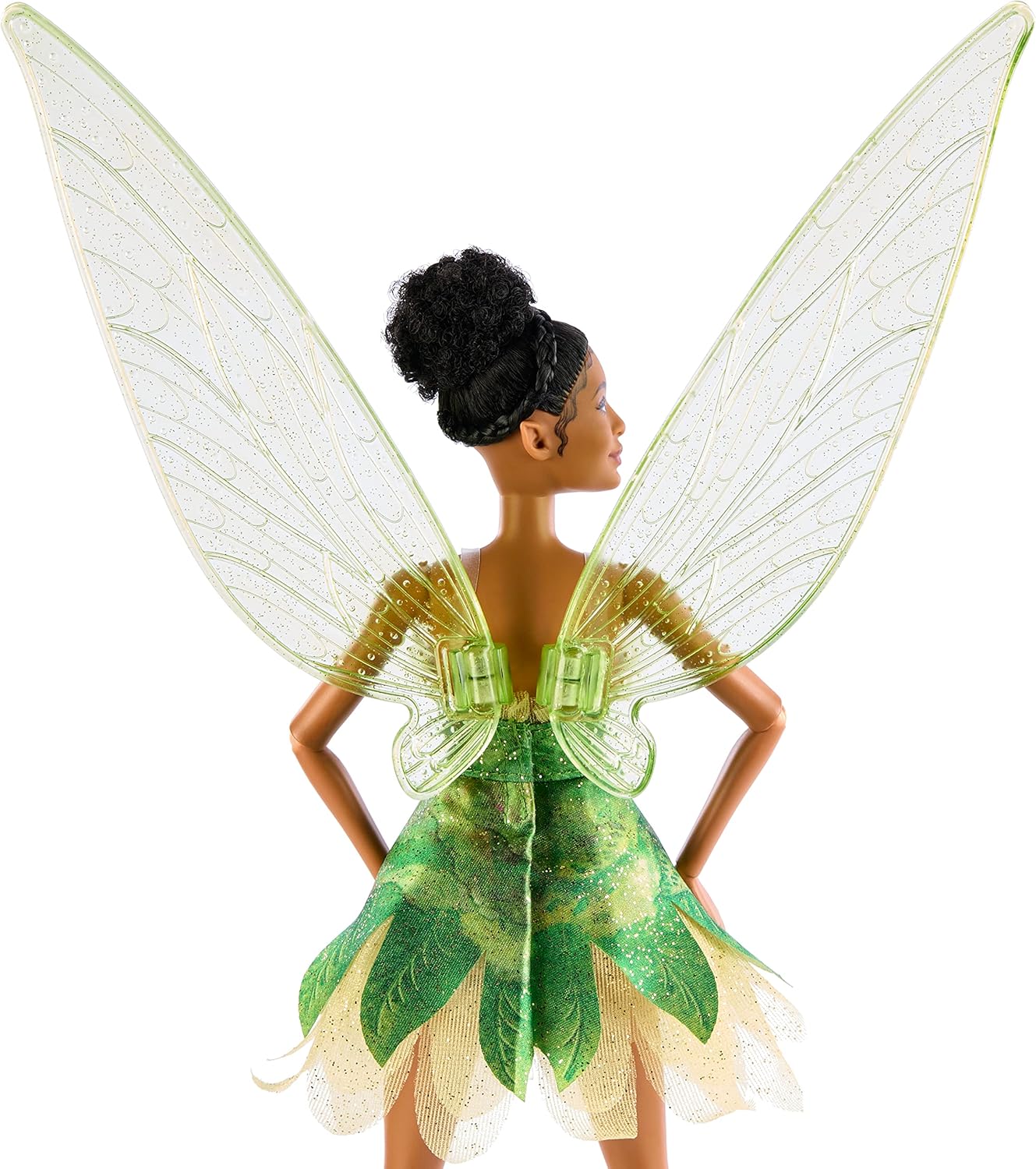 Detalle de Poupée Fée Clochette Disney Peter Pan et Wendy – version articulée avec robe verte et ailes scintillantes (HNY37)