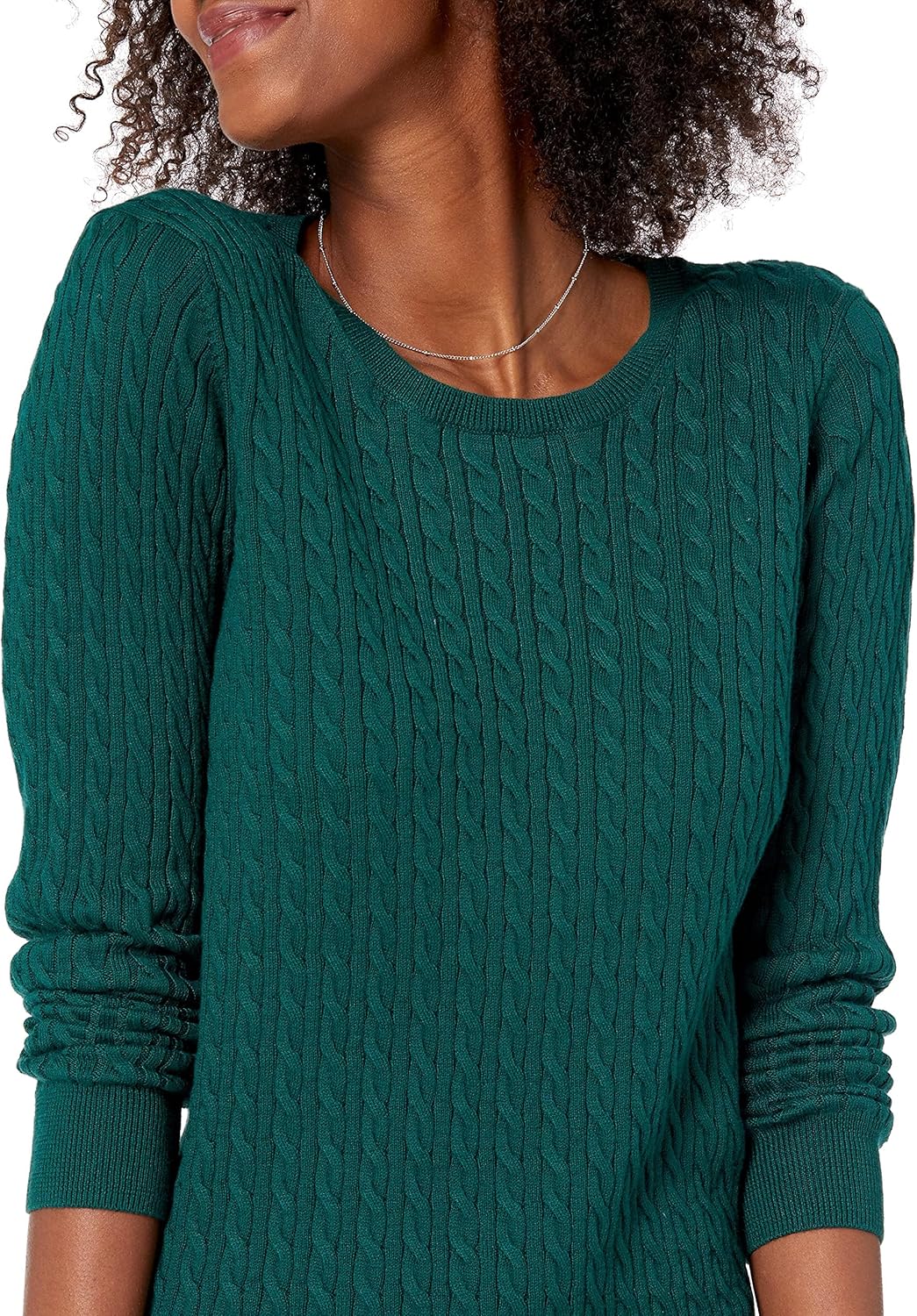 Thumbnail 2 de Amazon Essentials women’s lightweight cable knit long-sleeve crewneck jumper (plus size available)
