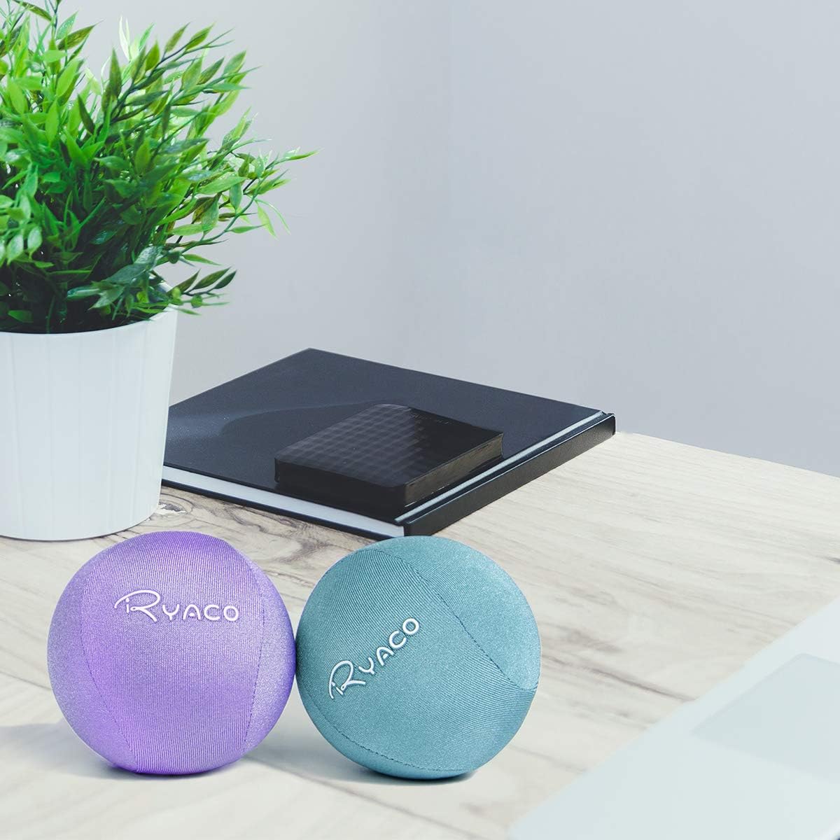 Detalle de Ryaco Antistress-Bälle 2er-Set – Handtrainer, Knetball & Fingergymnastik-Ball