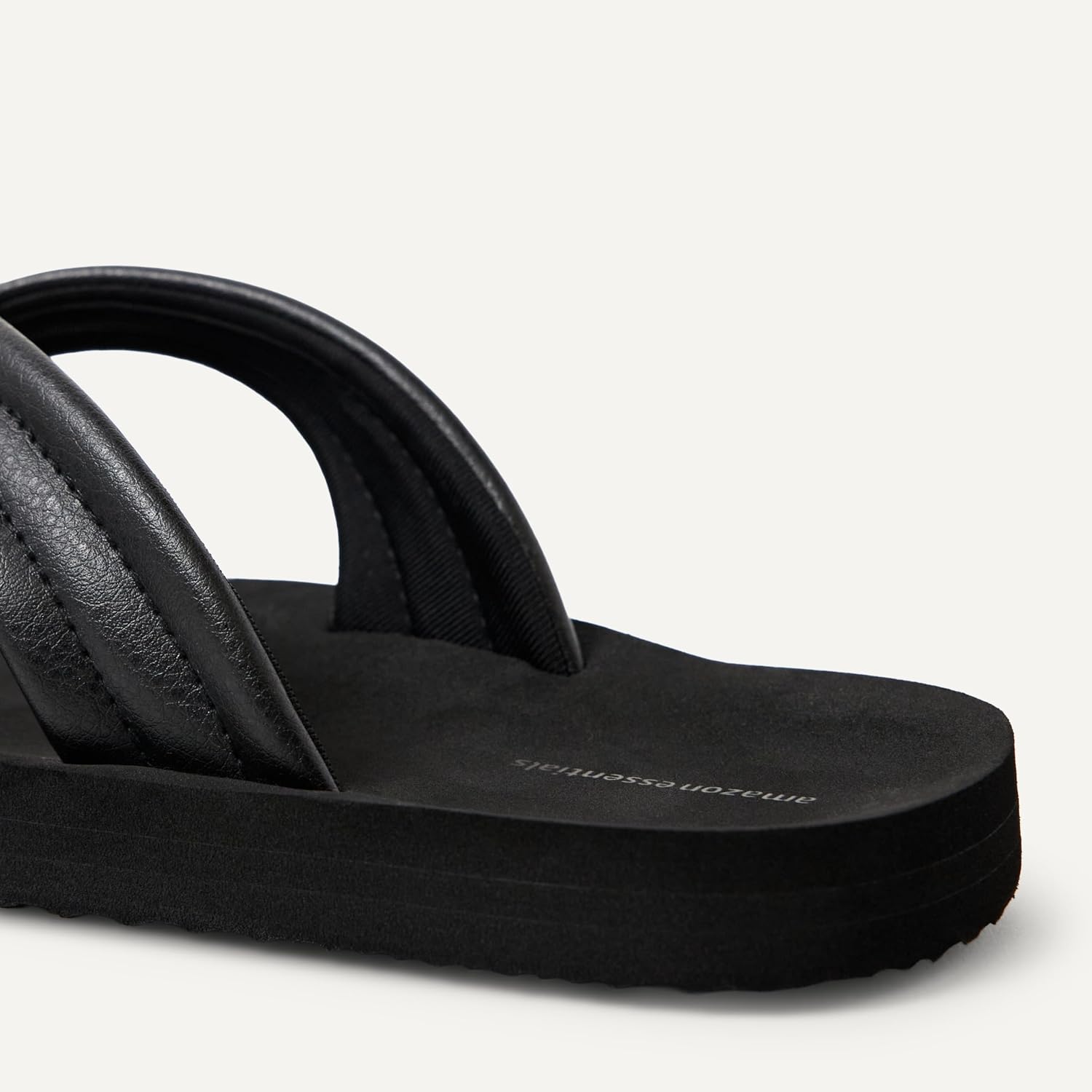 Detalle de Amazon Essentials Unisex Kids' Flip-Flops: comfortable, affordable summer footwear for everyday play