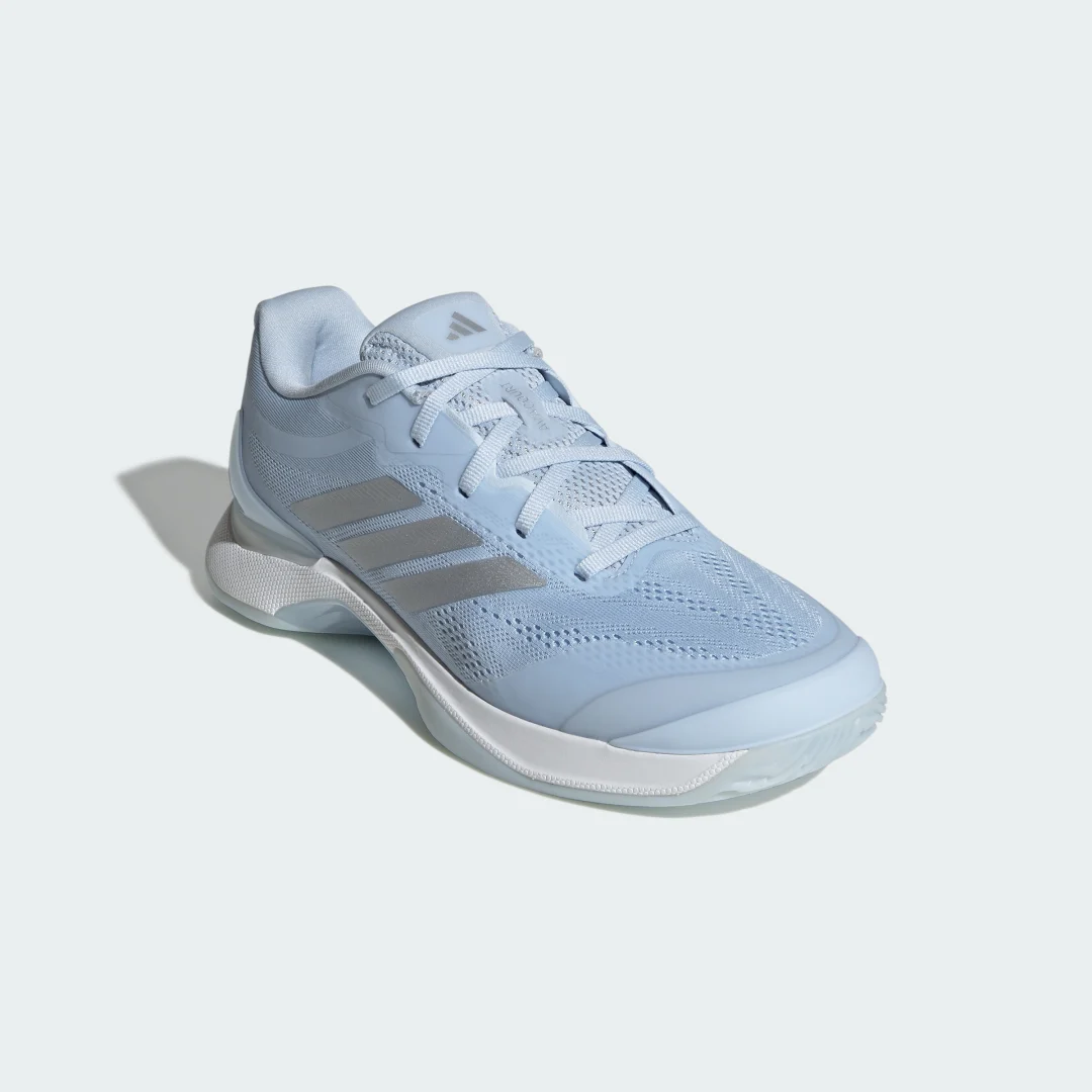 Detalle de Zapatilla de tenis Avacourt 3 de Adidas en azul