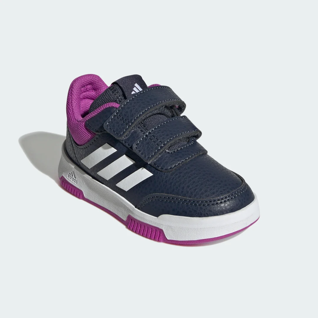 Detalle 2 de Adidas Tensaur Hook and Loop en azul: comodidad diaria con cierre de velcro