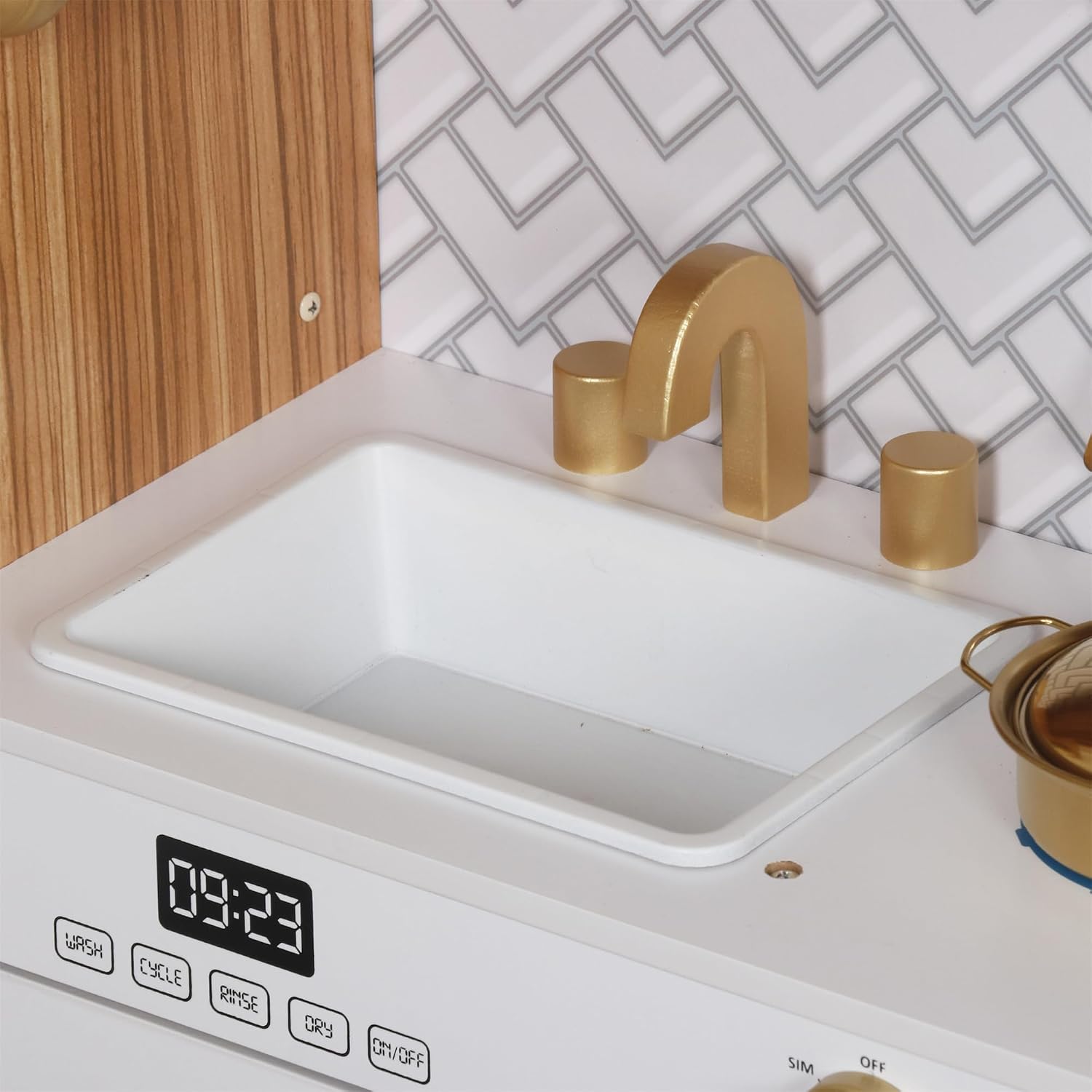 Detalle 1 de Wooden Play Kitchen Set with Lights, Oven, Microwave, and Pretend Utensils