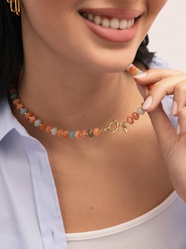 Detalle de Collar Mujer Ámbar Stones de SINGULARU – Acero inoxidable bañado en oro 18k, 45 cm