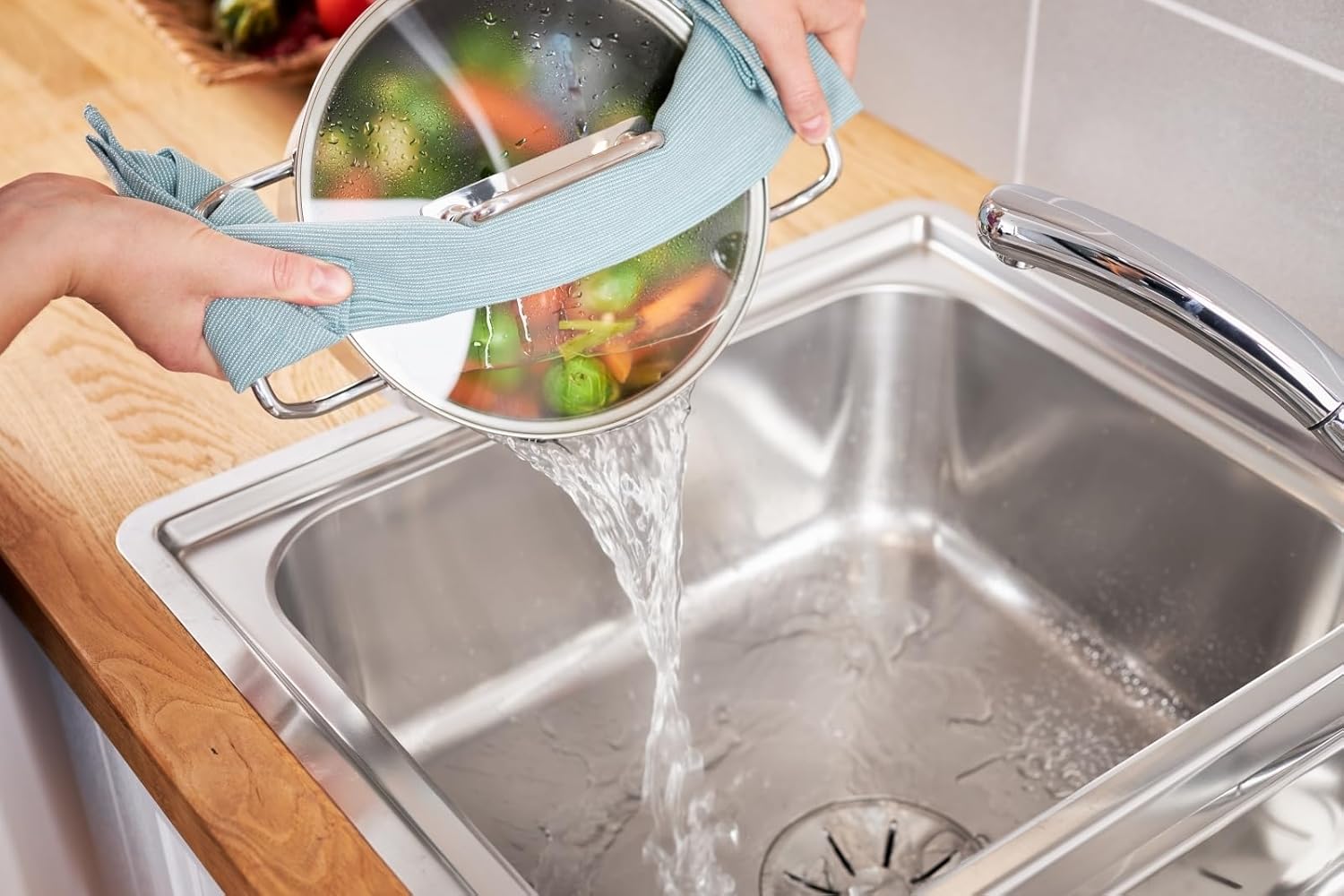 Detalle 2 de RÖSLE EXPERTISO Olla universal acero inoxidable 24cm 🍲