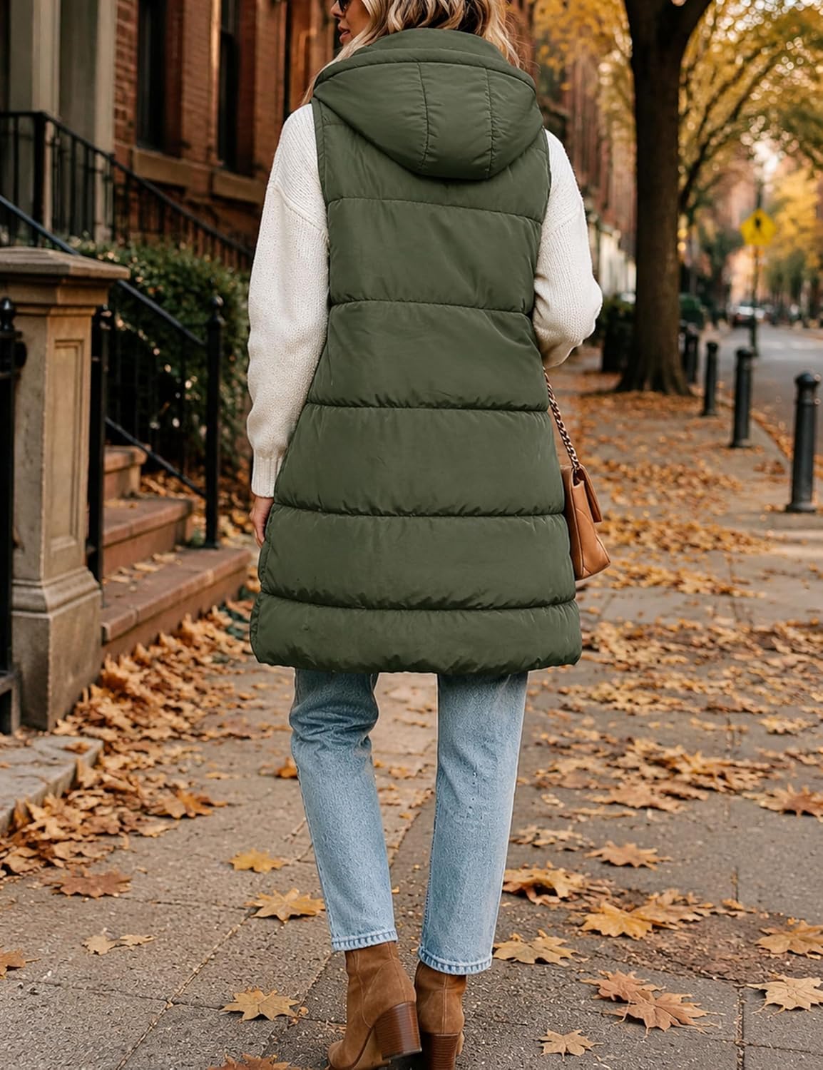 Thumbnail 3 de Tanming Women's Long Puffer Vest removable hood