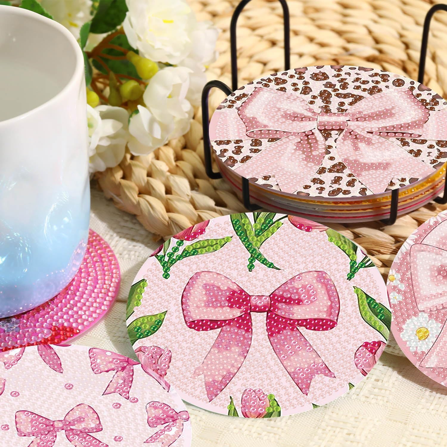 Detalle de HHMATITS GMZS-182 Pink Bow Diamond Art Coaster Kit, 8-Piece Wooden Set