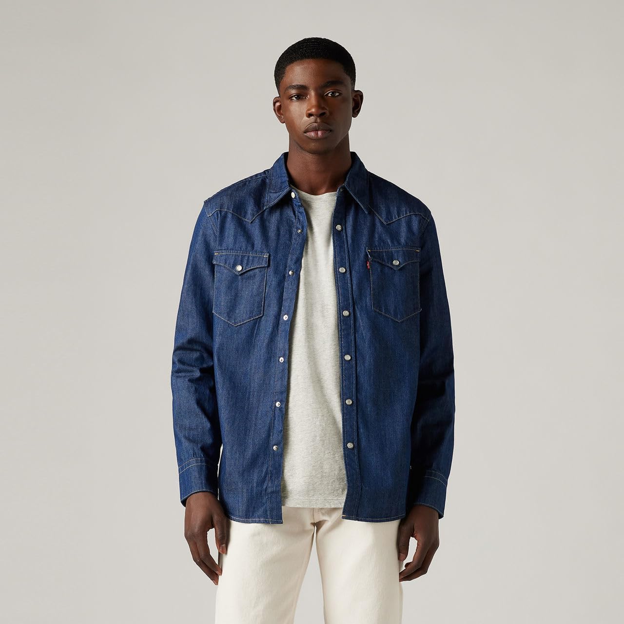 Detalle de Levi's Barstow Western Chemise Homme — denim authentic et coupe oversize