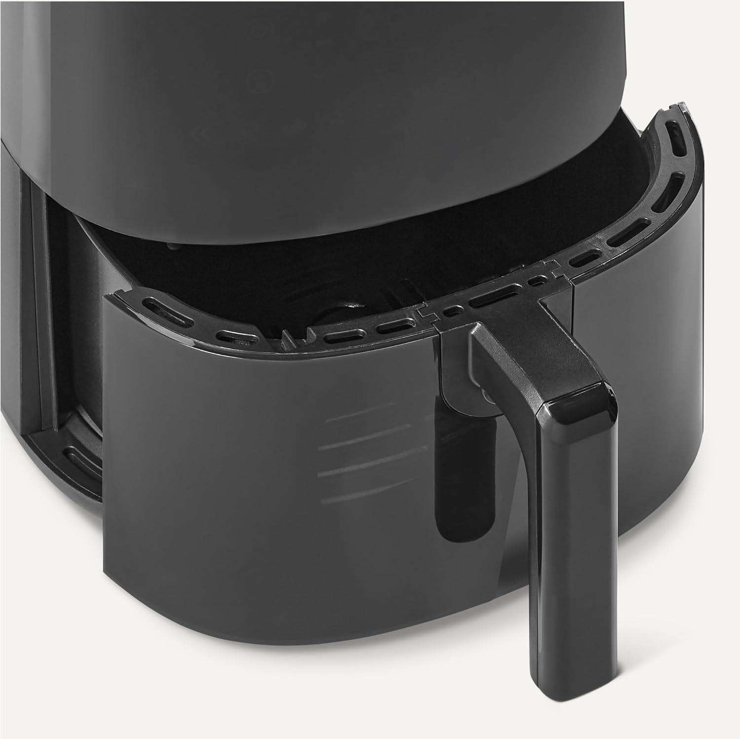 Thumbnail 3 de Amazon Basics 4.4-Quart Air Fryer with Easy View Window (1400W) and 8 Preset Menus