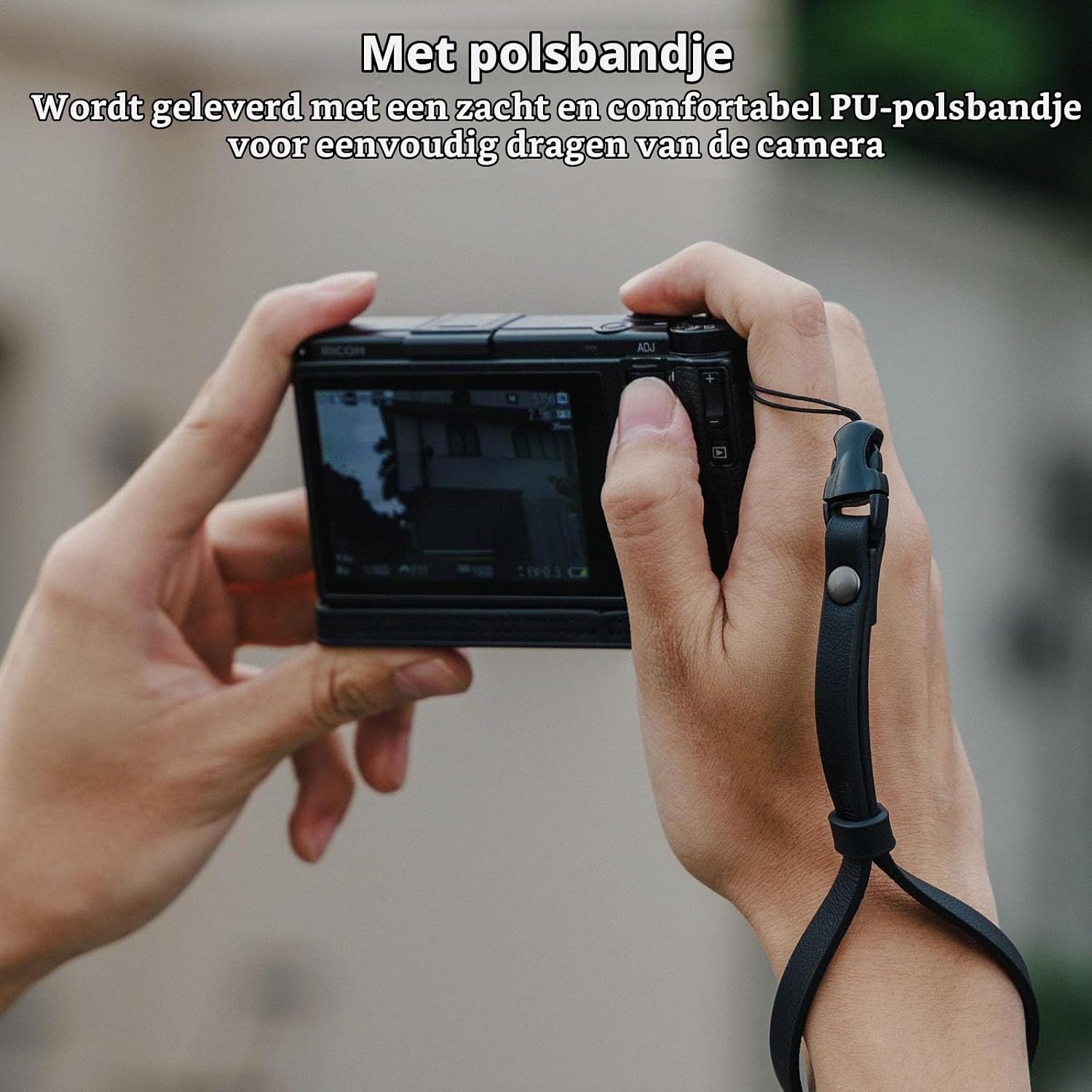 Detalle de SMALLRIG 5676 leren cameratas voor RICOH GR IV/GR III met grip en statiefaansluiting