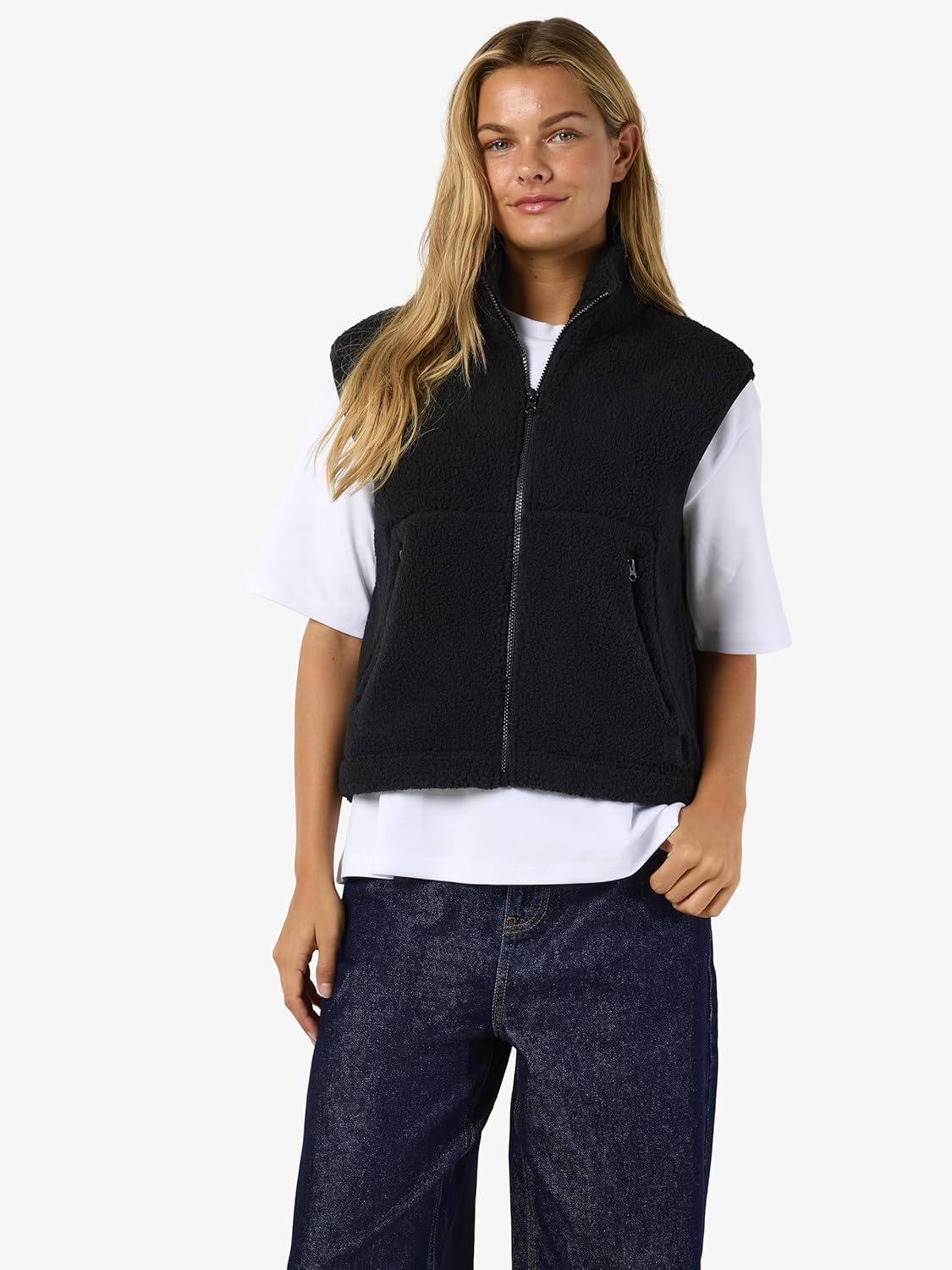 Thumbnail 1 de NOISY MAY Damen Short Teddy Vest mit Langarm und hohem Verschluss