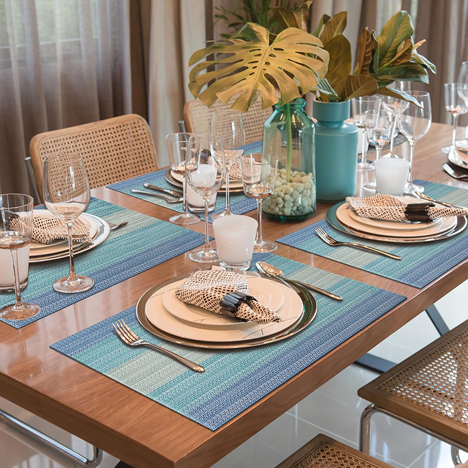 Detalle de ADRIMER Blue-Striped Vinyl Placemats, Set of 8, Wipeable and Heat-Resistant