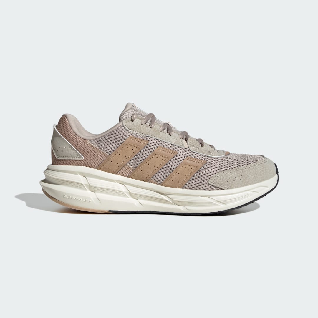 Detalle de Zapatilla Astrastar de Adidas (beige) – guía de compra