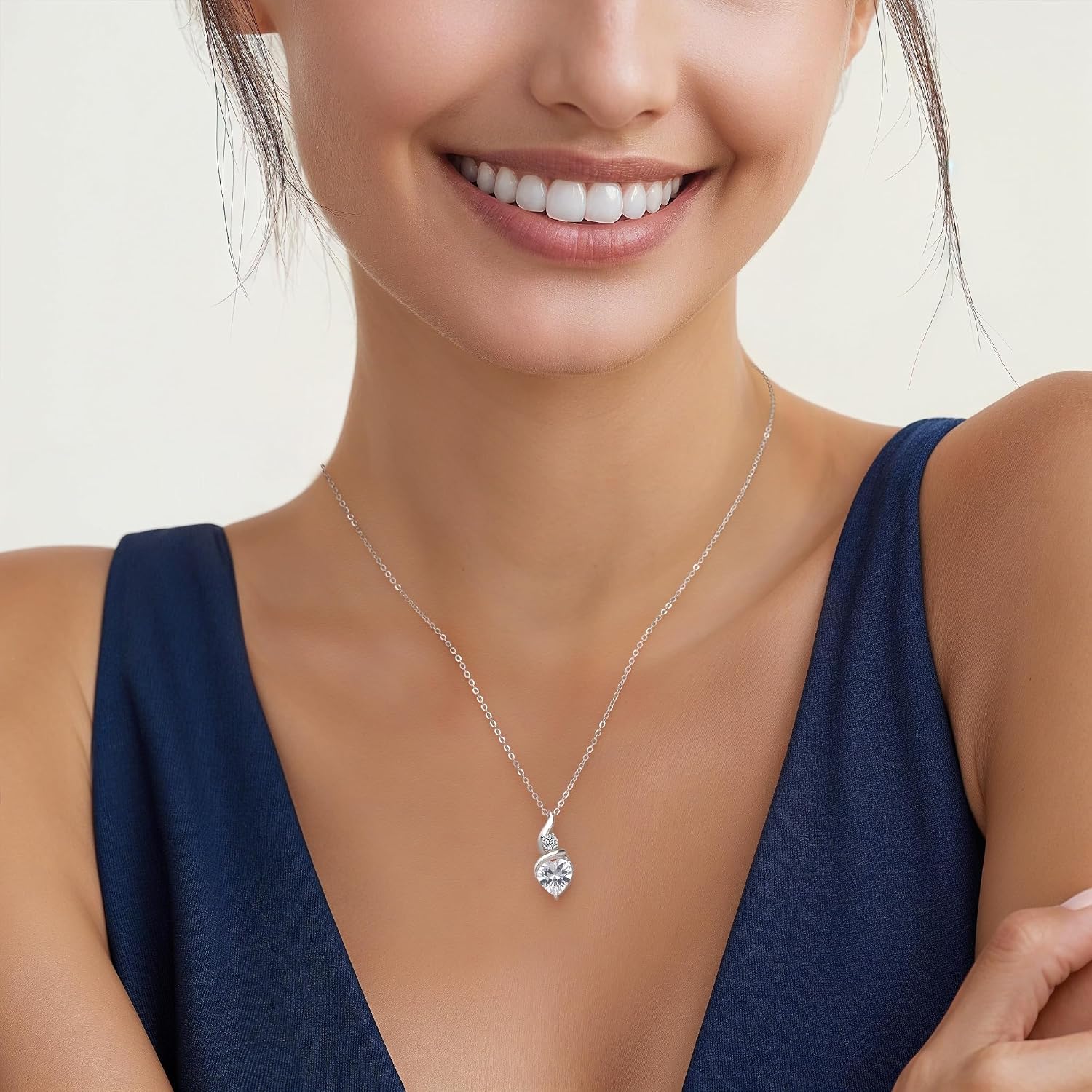 Detalle 2 de LOUISA SECRET Kette Infinity Herz 45+5 cm