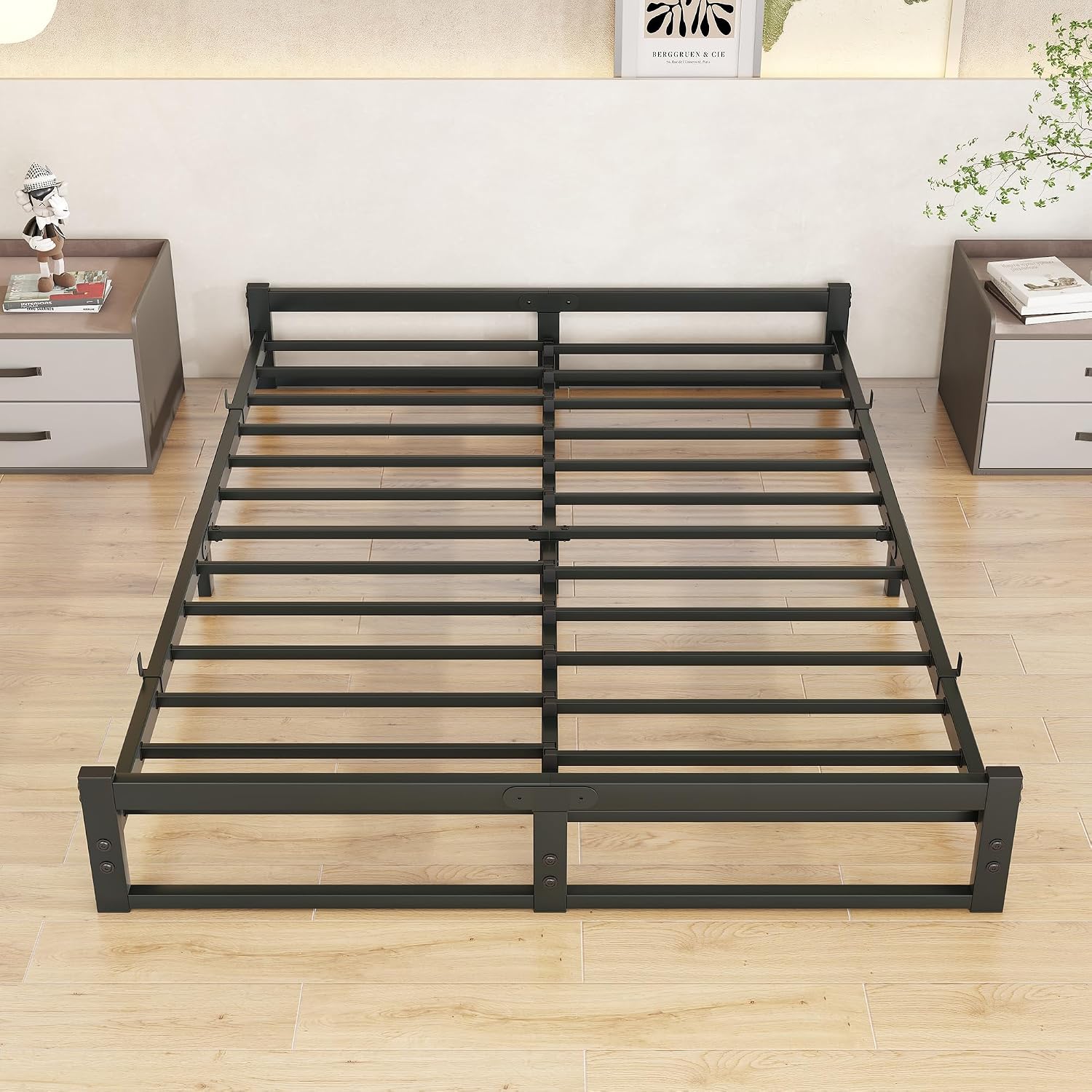 Thumbnail 2 de VECOCHO 1016G-6y Queen Metal Bed Frame, 6-Inch Low Profile, Black