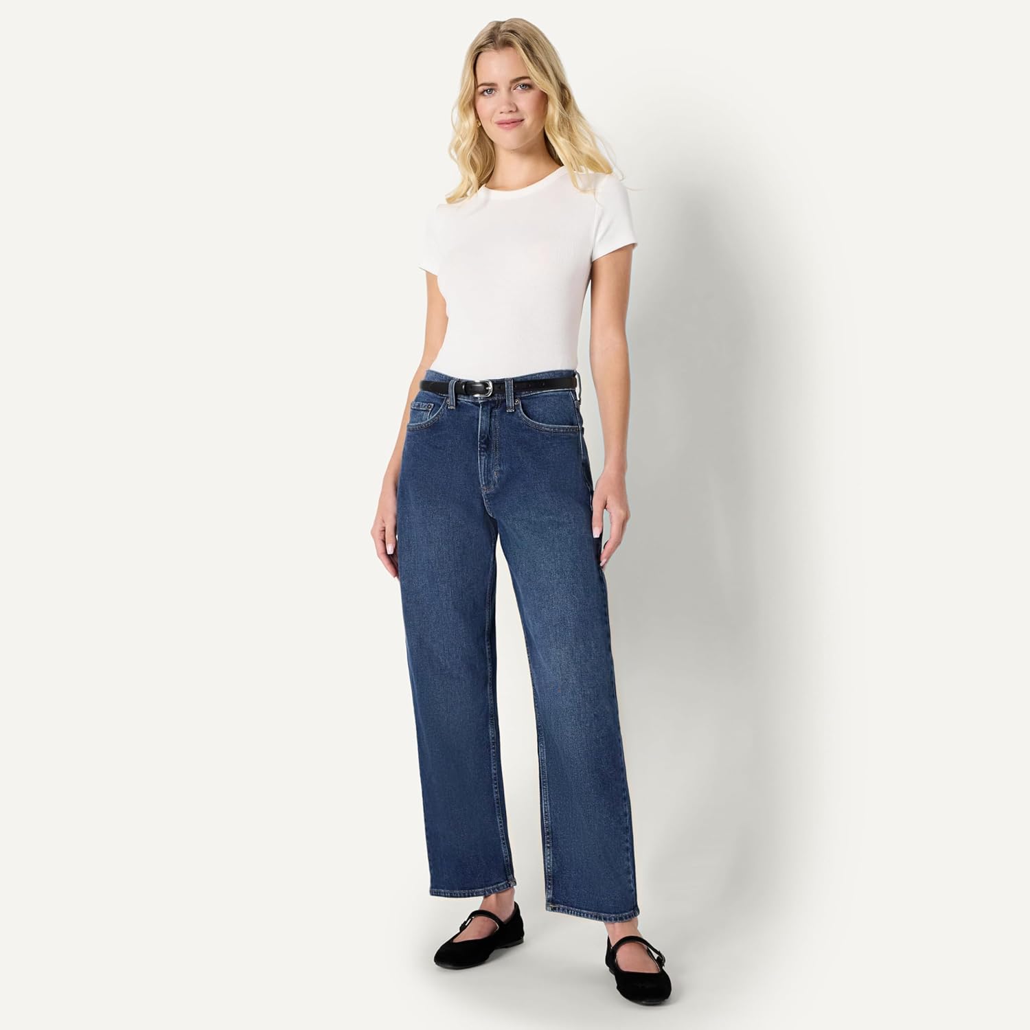 Thumbnail 4 de Amazon Essentials Damen Slim-Fit T-Shirt mit kurzen Ärmeln – geripptes Shirt mit Rundhalsausschnitt