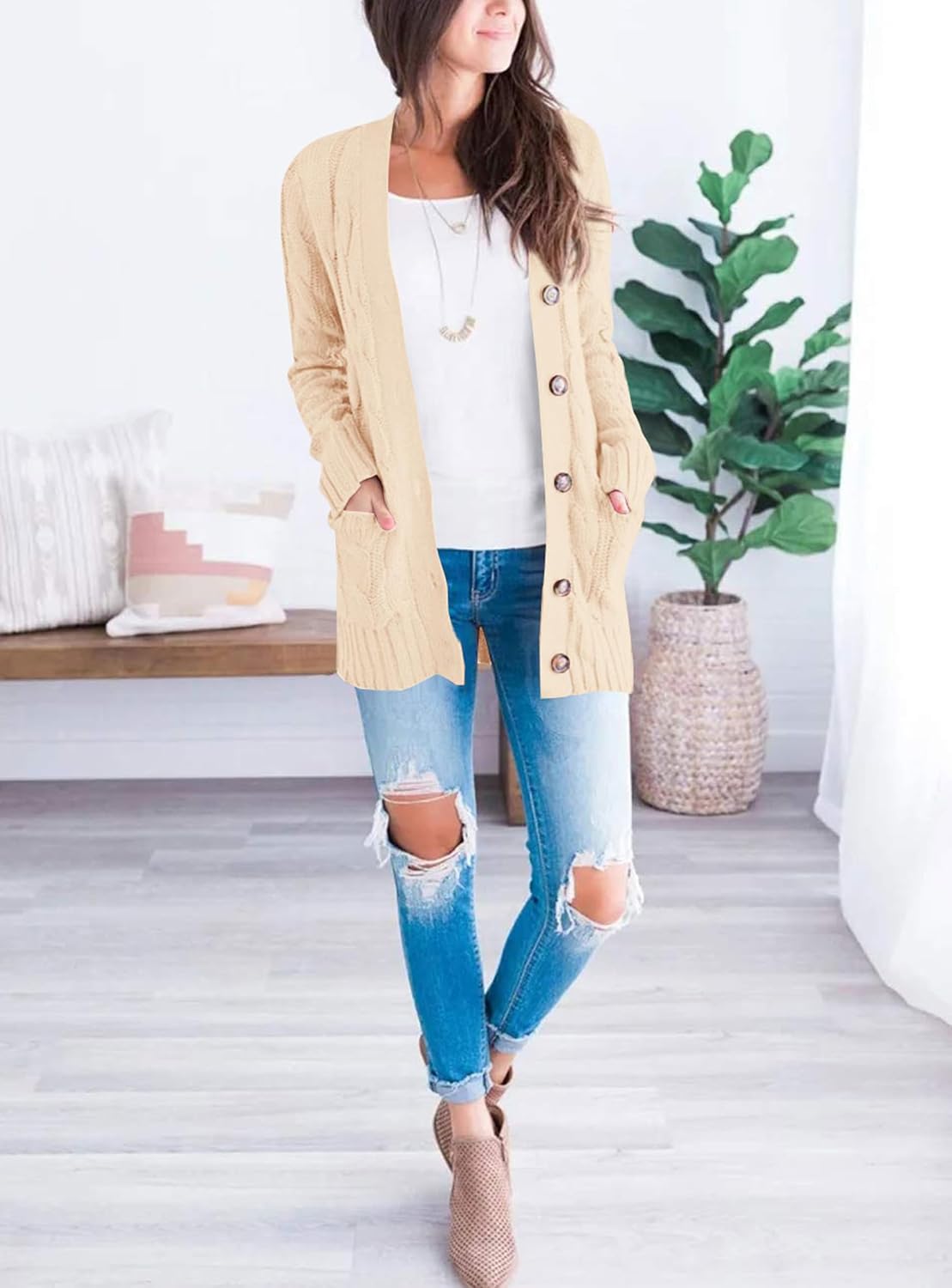 Detalle de PRETTYGARDEN Women's Chunky Cable-Knit Cardigan with Buttons and Pockets