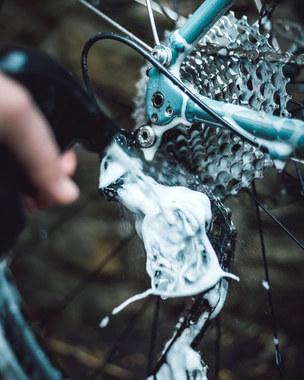 Detalle de Peaty's Sgrassatore Catena Bici in Schiuma 1 L – Detergente professionale per trasmissioni, ugello regolabile