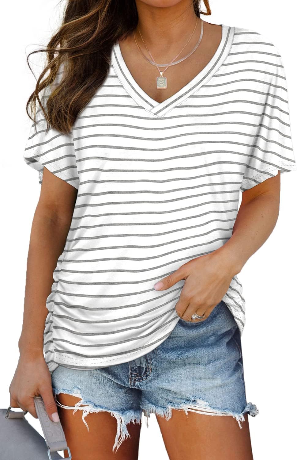 Thumbnail 5 de WIHOLL Women’s V-Neck Dolman Tees with Side Shirring (Short Sleeve, Loose Fit)