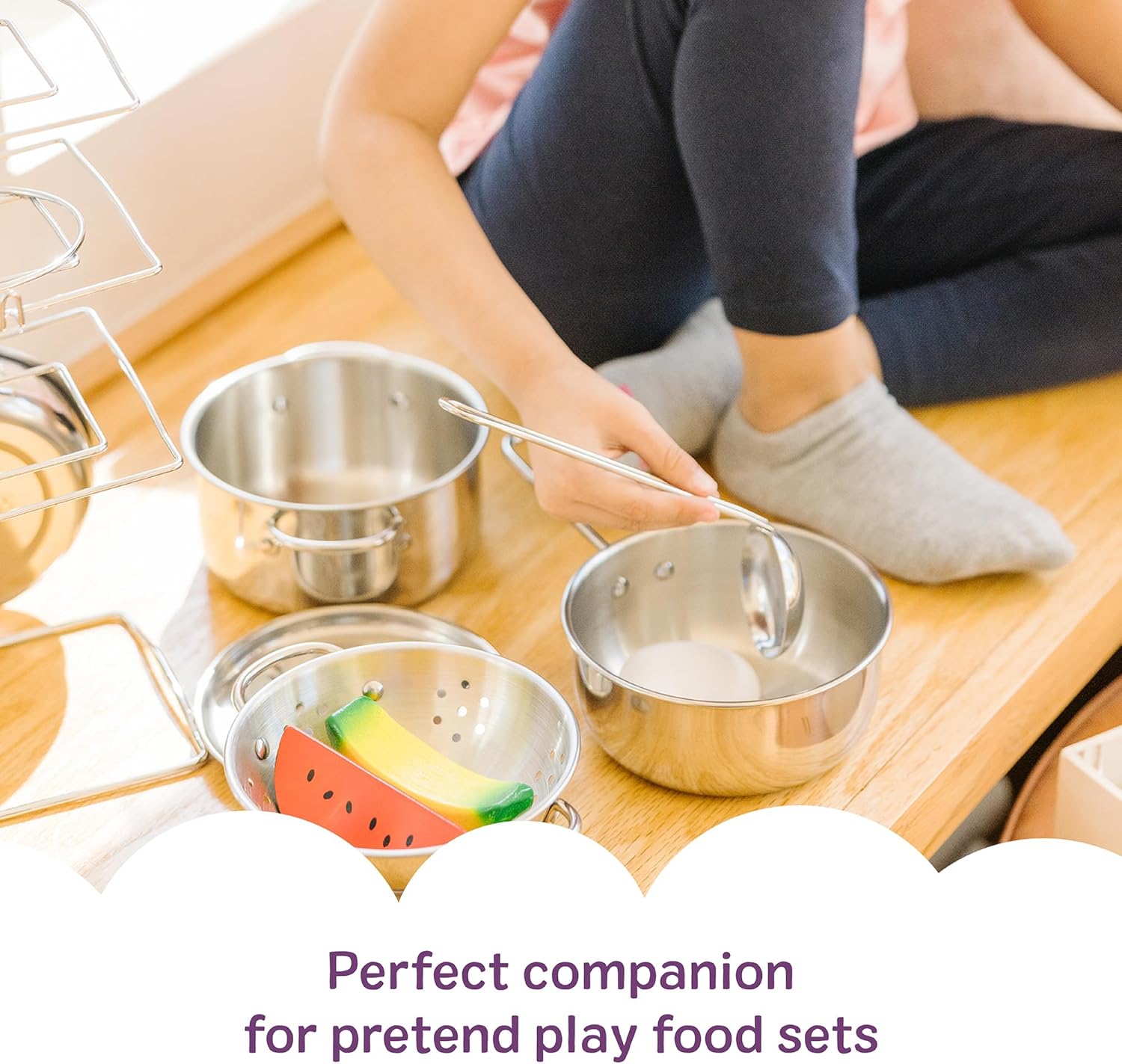 Detalle 2 de Melissa & Doug 8 Piece Stainless Steel Play Cookware