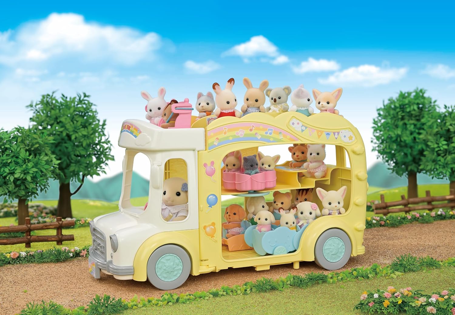 Detalle de Sylvanian Families 5744 Adventure Nursery Bus Rainbow Playset with Slide and Swing