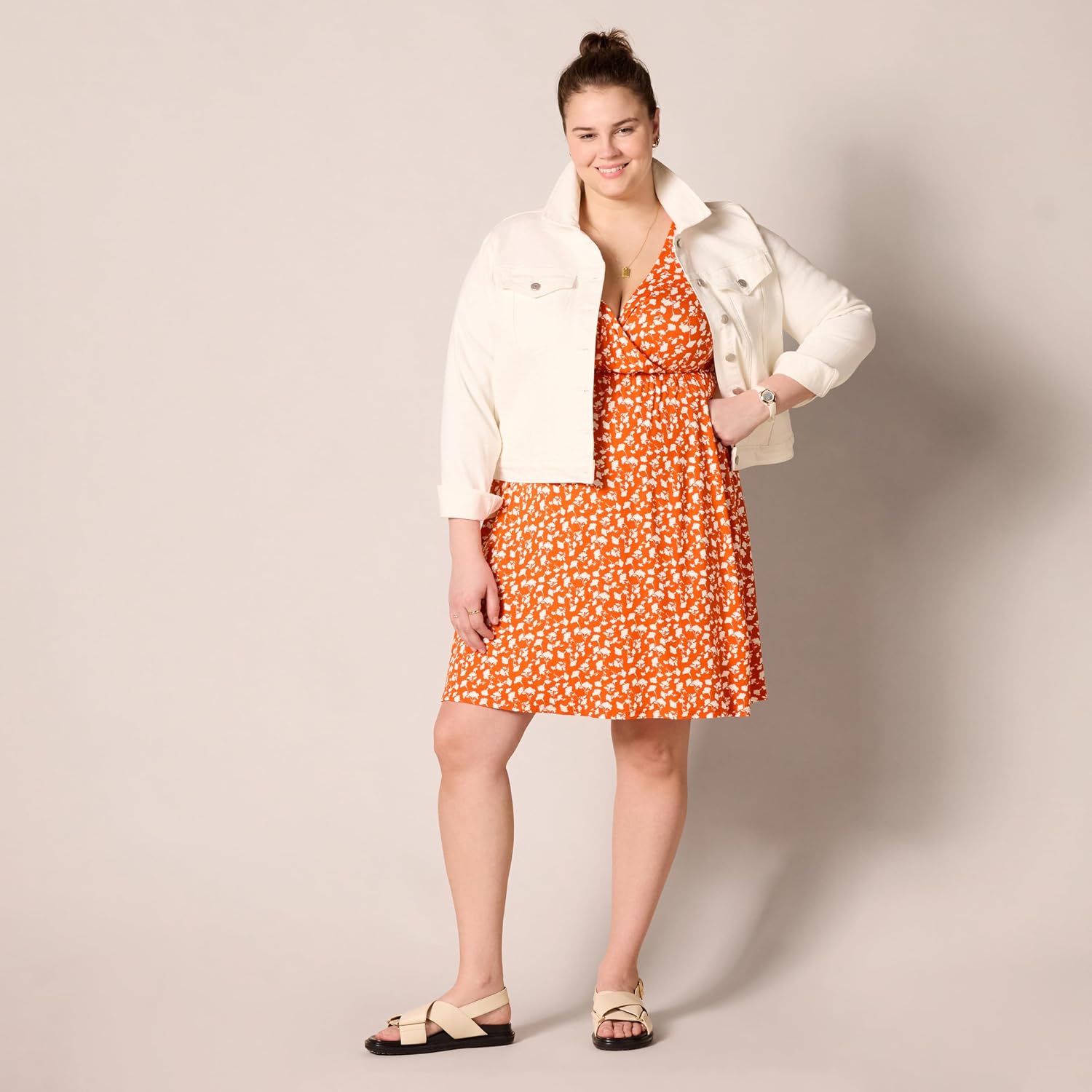 Thumbnail 6 de Amazon Essentials Damen Surplice-Kleid – Übergröße verfügbar