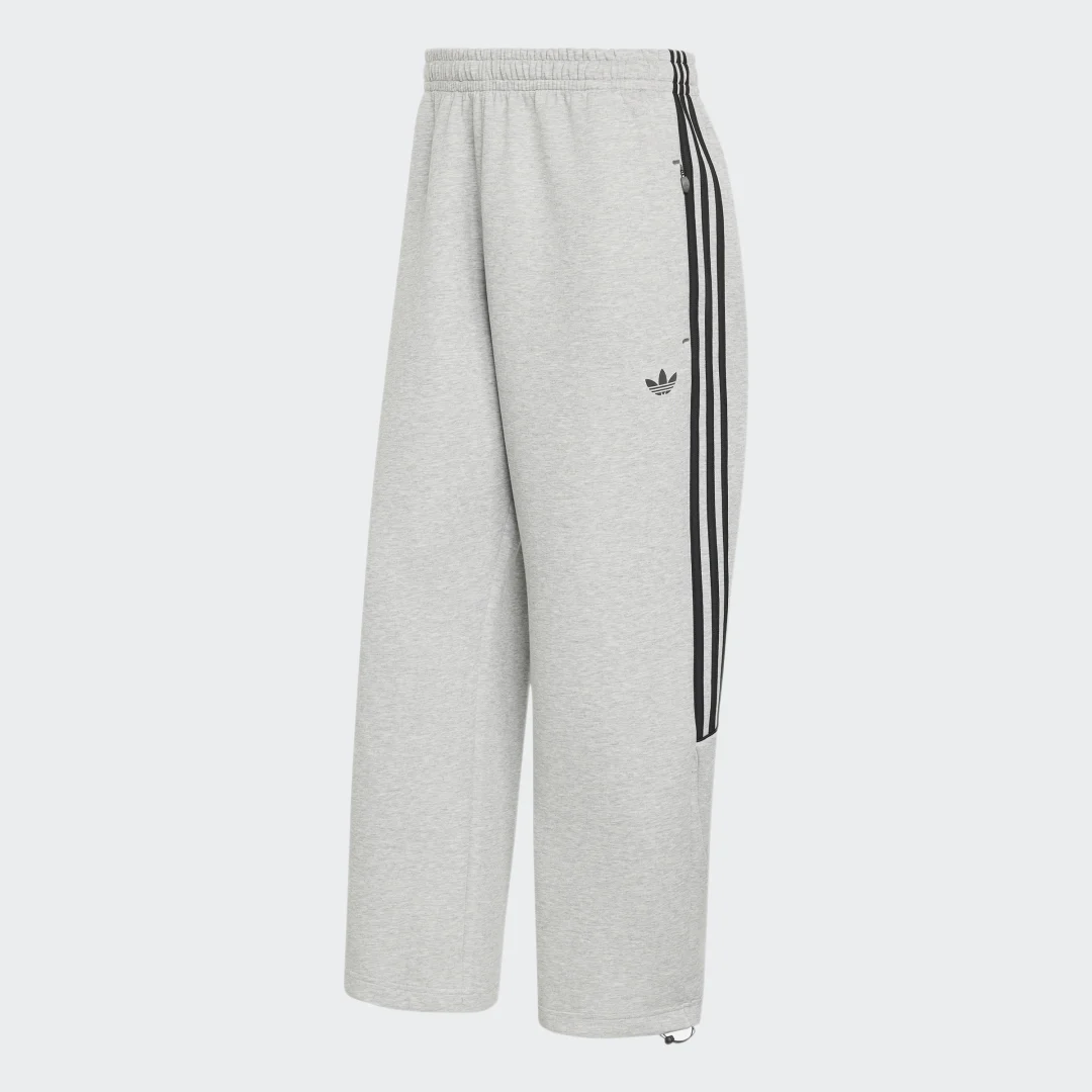 Detalle de Pantalón Spacer Teamgeist 26 Cutline Open Hem de Adidas — opinión de compra