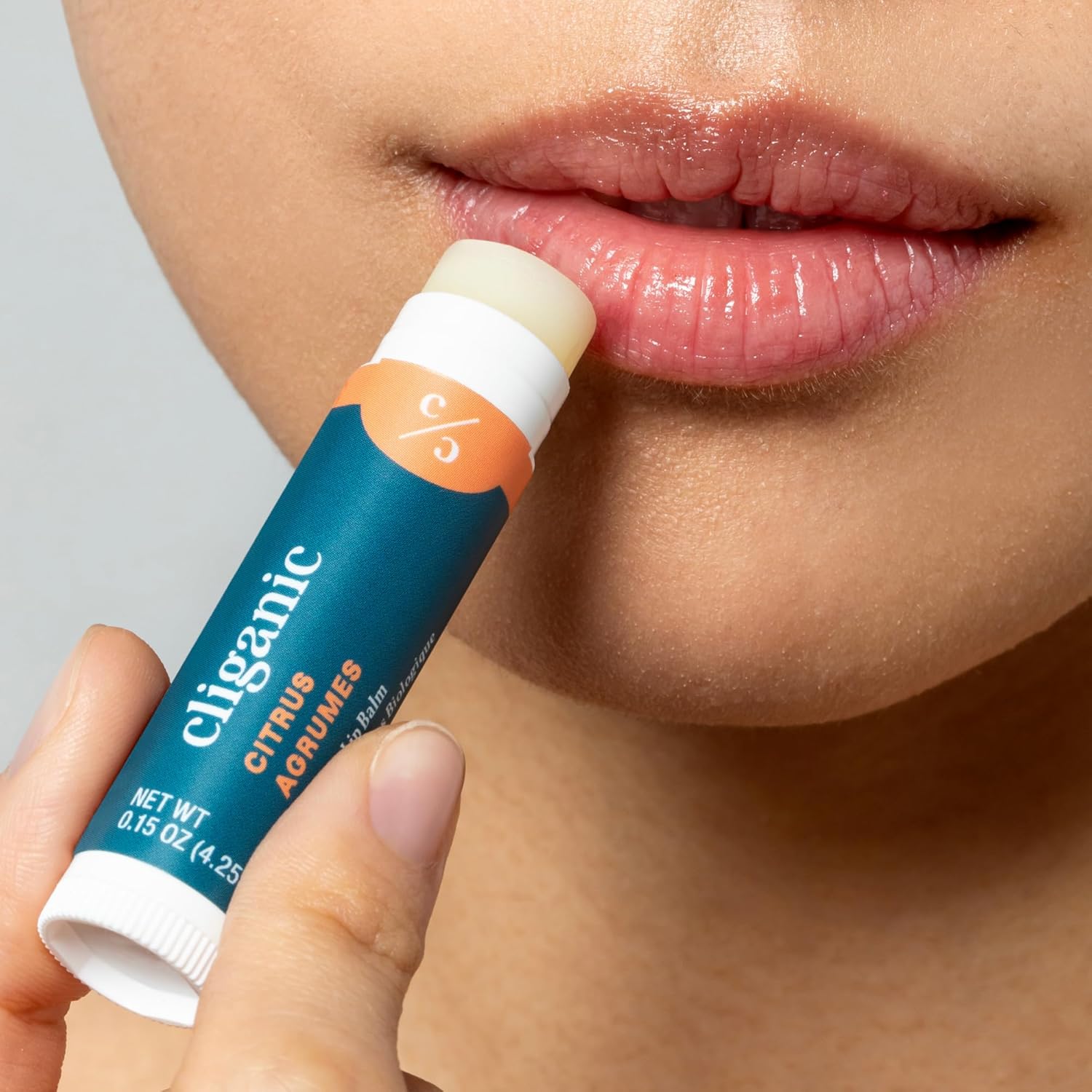 Detalle de Cliganic Organic Lip Balm Set (4 Packs of 6 Tubes) – 24 Tubes of 100% Natural Moisturizer